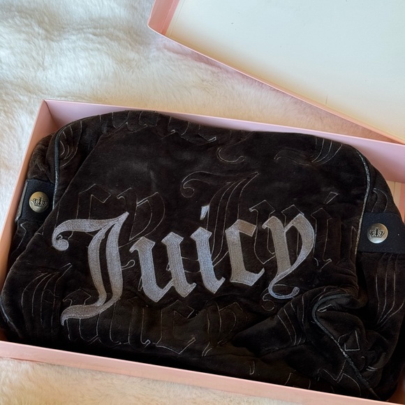 Vintage Juicy Couture Gothic Black Velvet Bag Silver Accents w/ Original Box - Picture 13 of 13